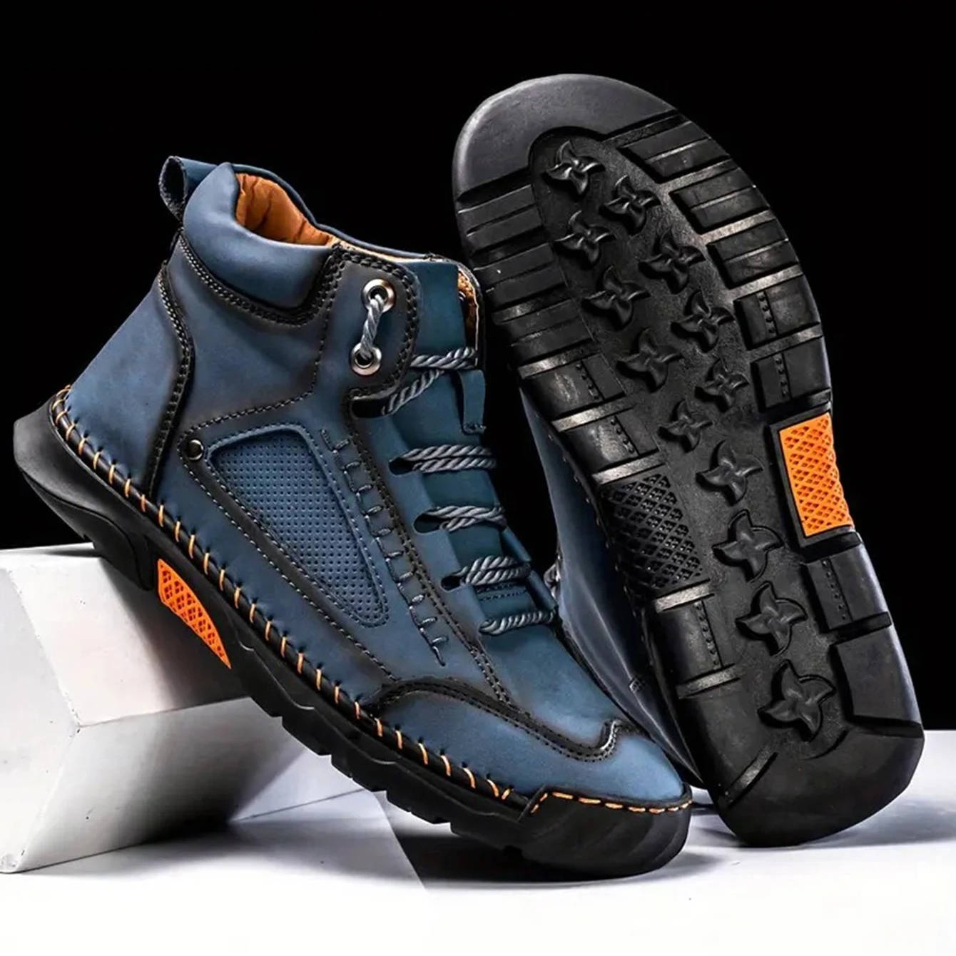 Men's Hand-Stitched Lace-Up Outdoor Boots