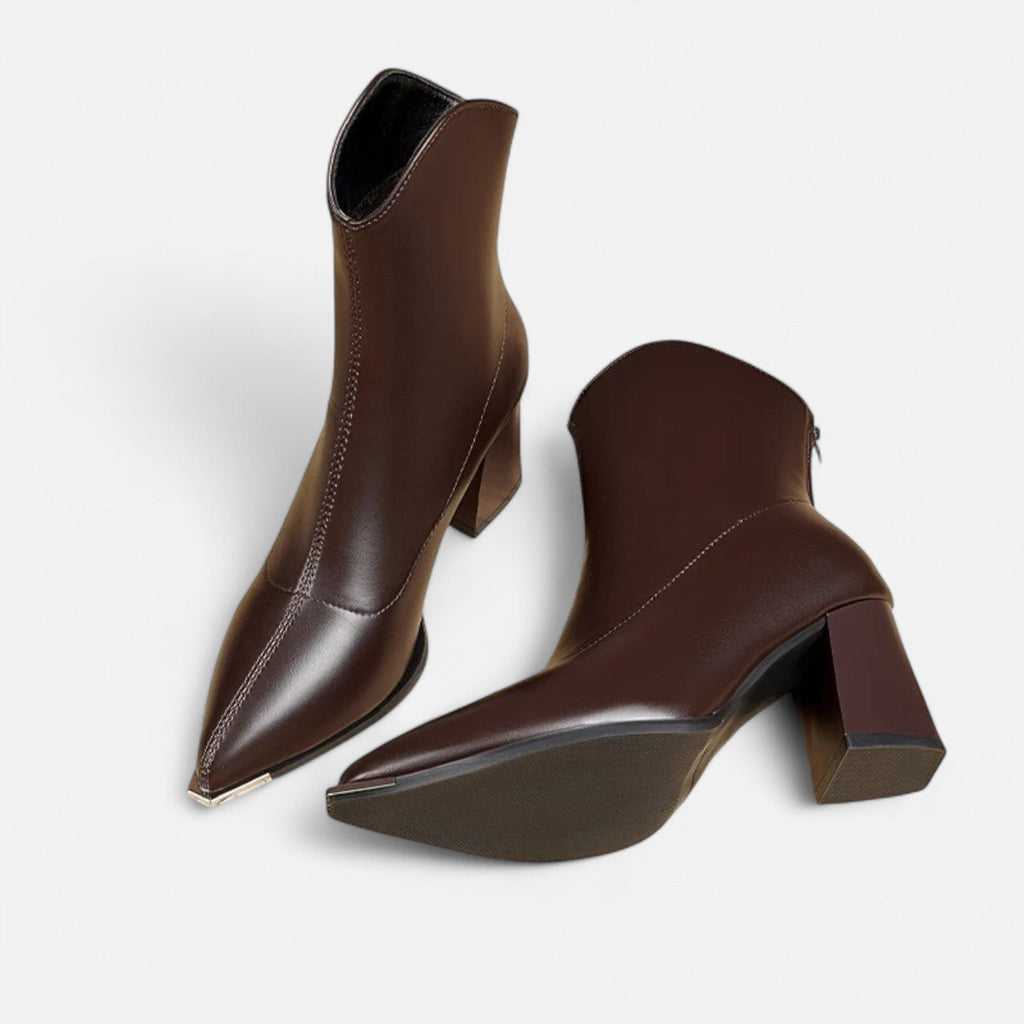 Women's Pointed-Toe Leather Chelsea Boots - Coffee