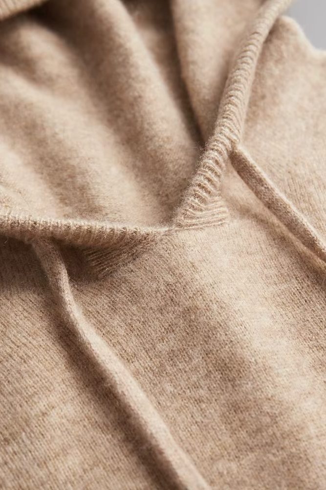 Men's Fine-Knit Drawstring Hooded Sweater