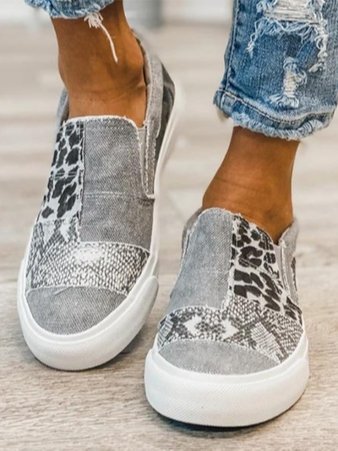 Women's Patchwork Slip-On Sneakers Low-Top Shoes for Casual Everyday Wear