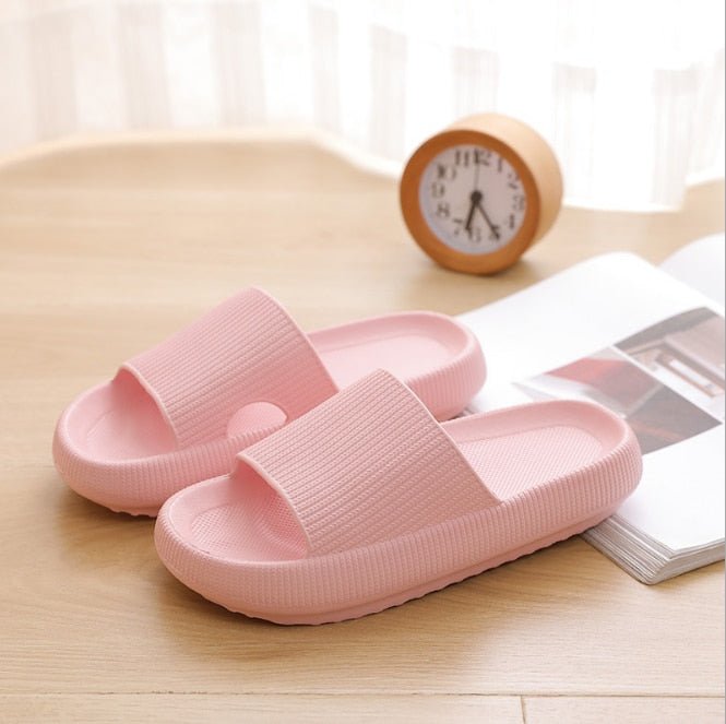 Women's Textured Strap Cushioned Slide Slippers - Light Pink
