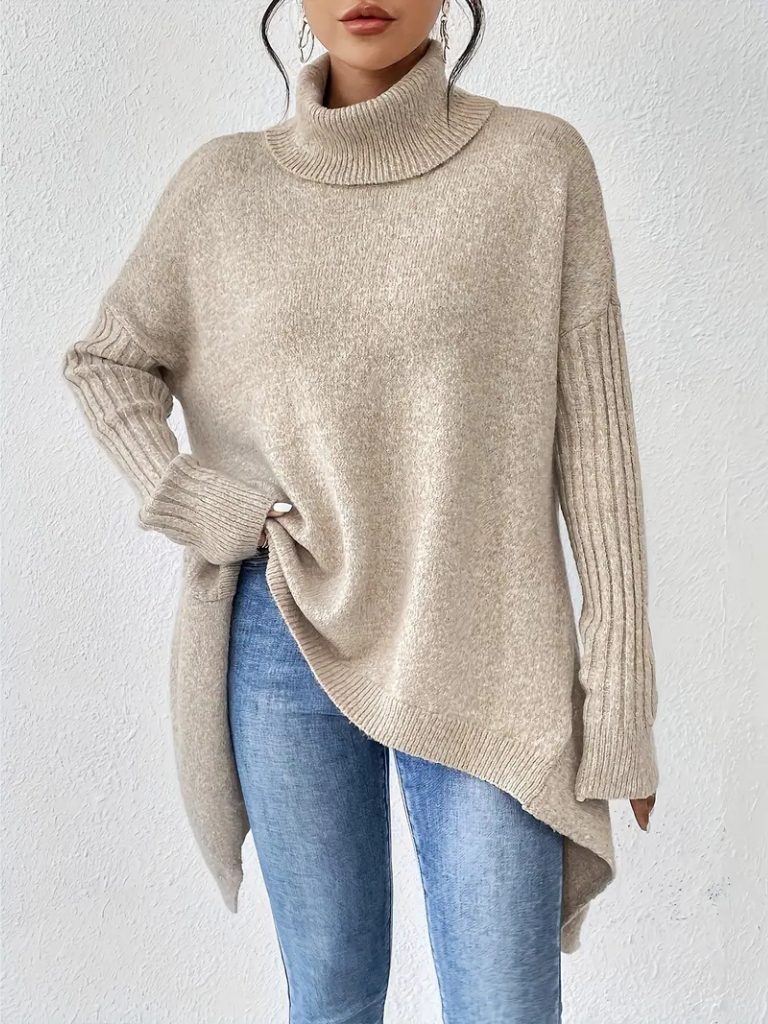 Women's Oversized Asymmetric-Hem Turtleneck Sweater