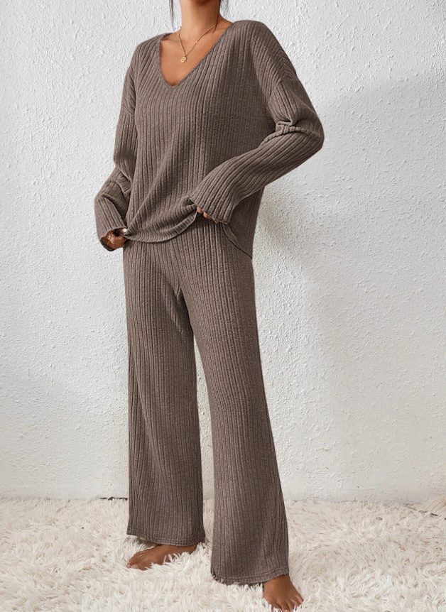 Women's Ribbed Knit V-Neck Sweater and Wide-Leg Pants Set