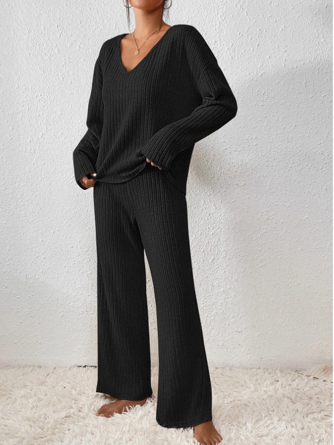 Women's Ribbed Knit V-Neck Sweater and Wide-Leg Pants Set - Black
