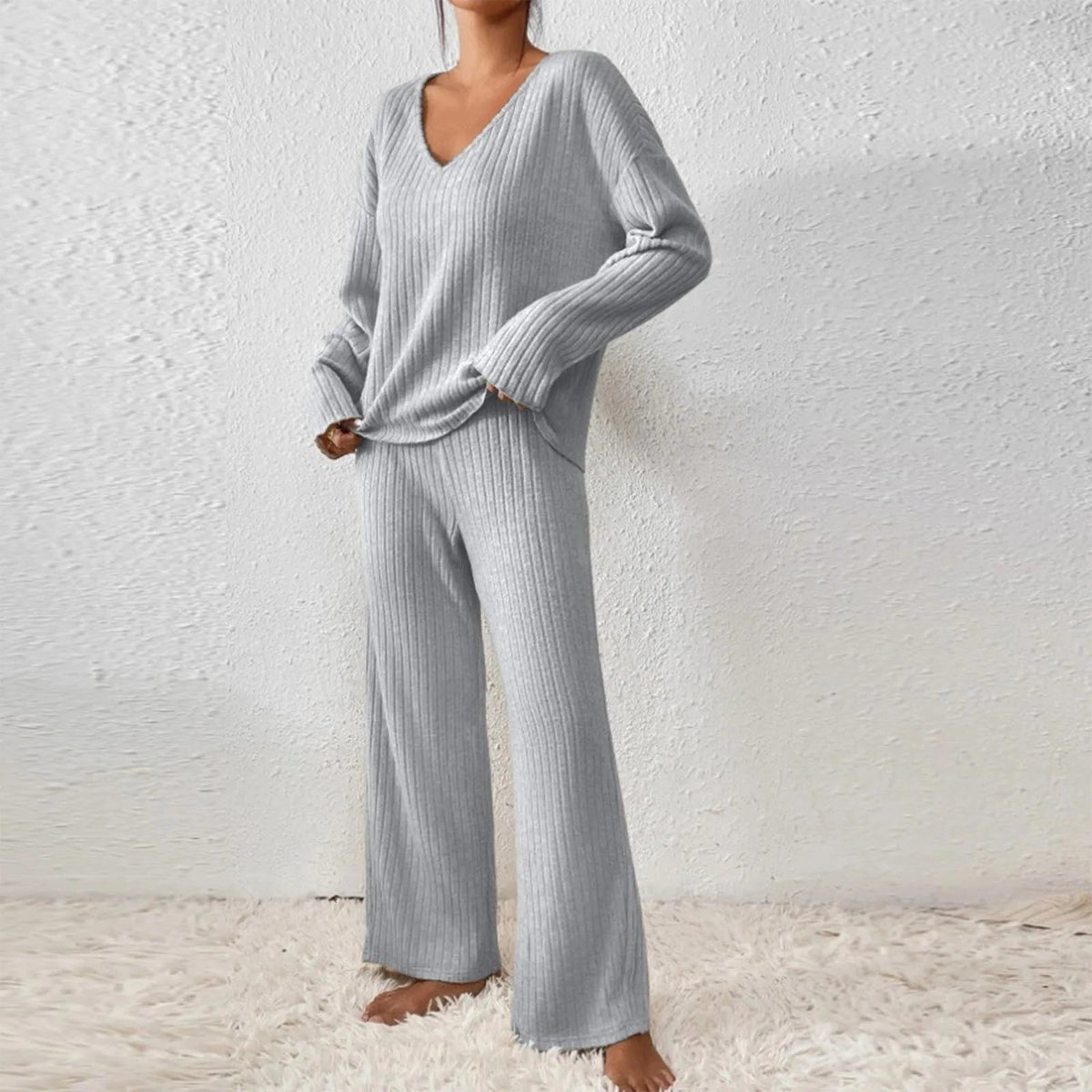 Women's Ribbed Knit V-Neck Sweater and Wide-Leg Pants Set - Gray