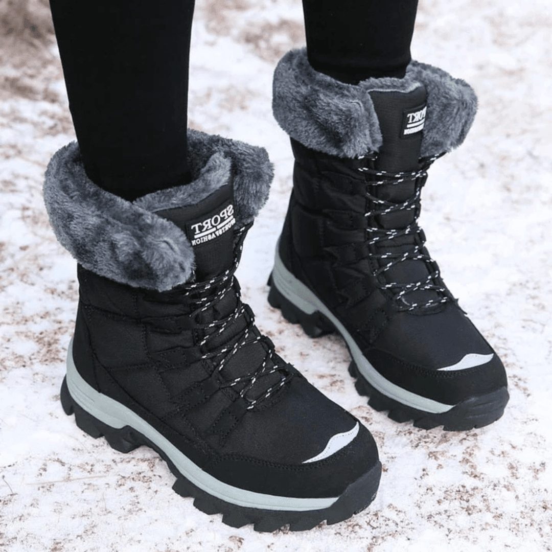 Women's Faux Fur Lined Lace-Up Winter Boots