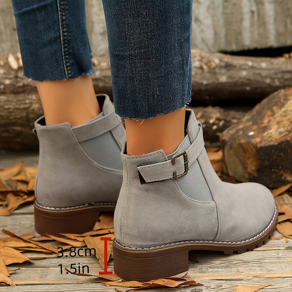 Women's Chelsea Ankle Boots with Block Heel and Lug Sole - Silvery Gray