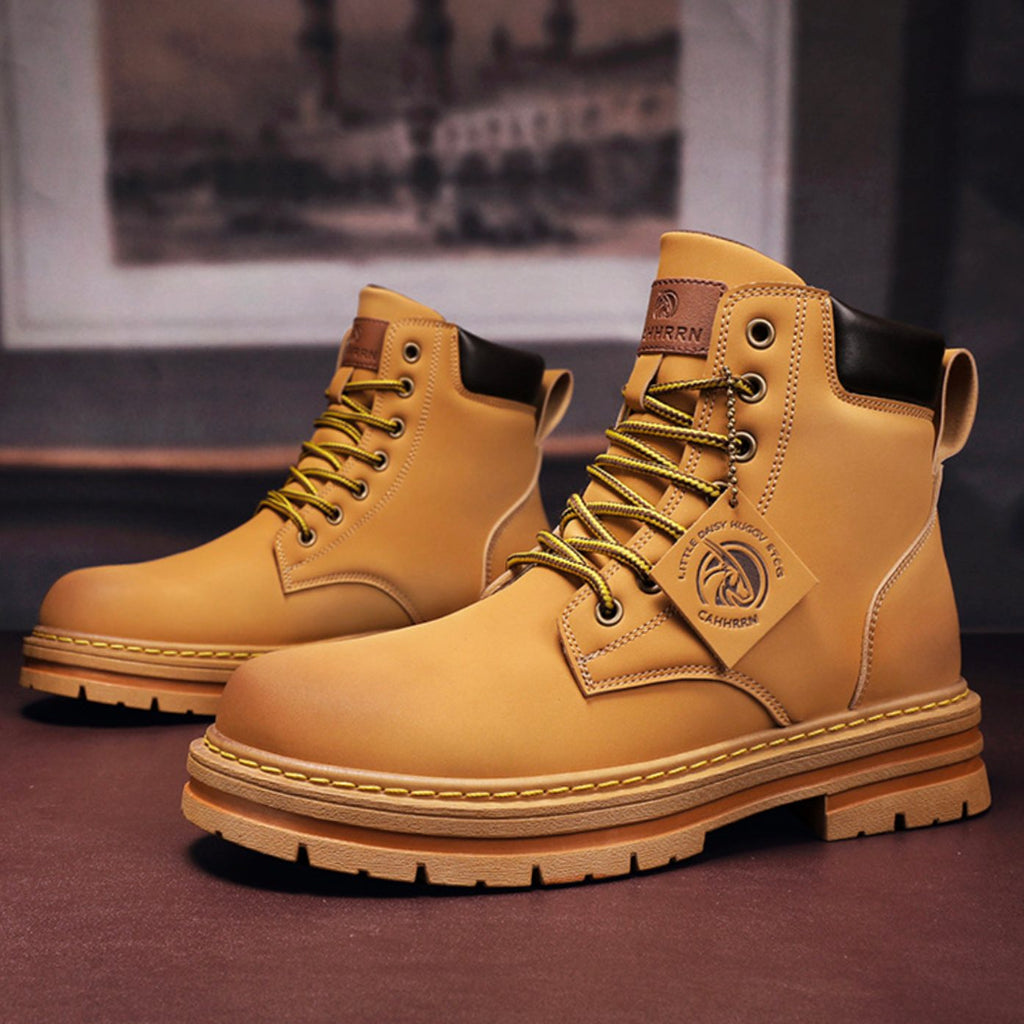 Men's Heavy-Duty Lace-Up Ankle Boots with Lugged Sole - Tan