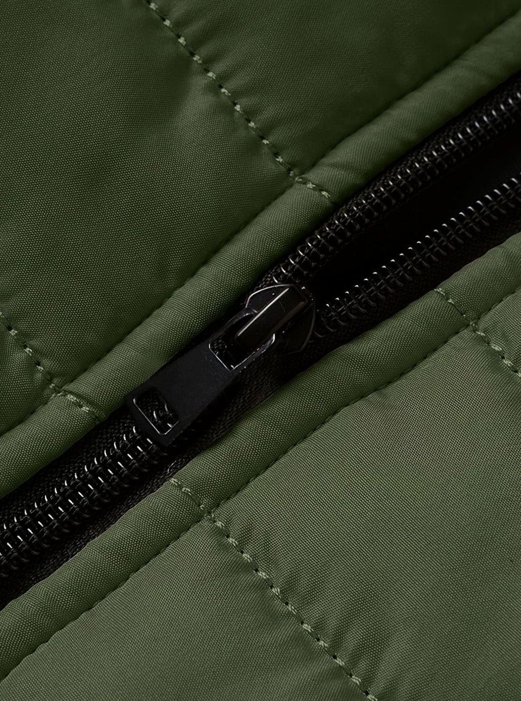 Men's Horizontal-Quilted Packable Zip-Up Puffer Jacket
