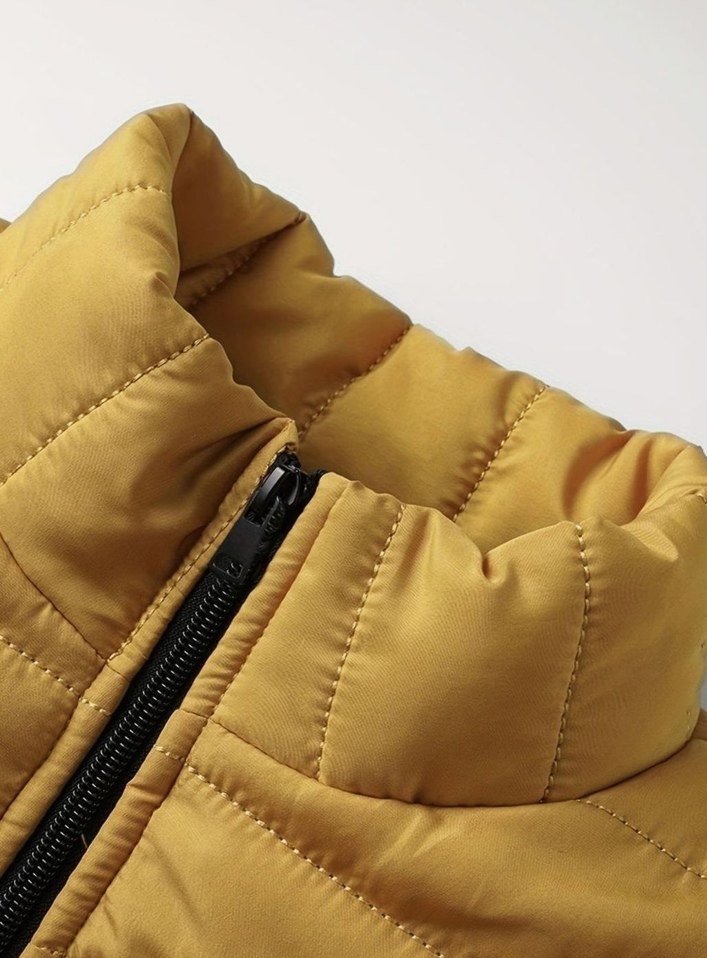 Men's Horizontal-Quilted Packable Zip-Up Puffer Jacket