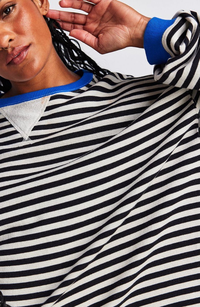 Women's Striped Oversized Pullover Sweater