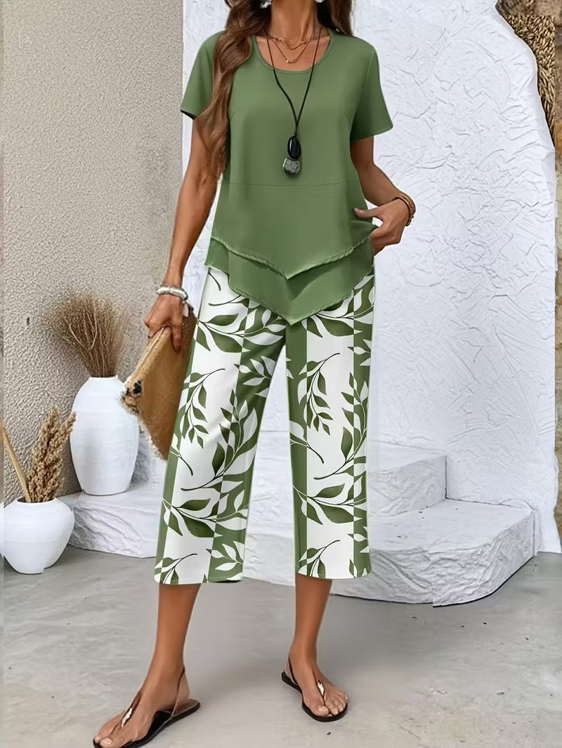 Women’s Leaf Print Capri Two-Piece Set
