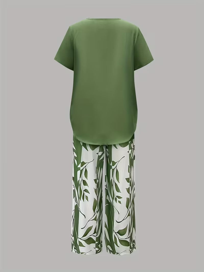 Women’s Leaf Print Capri Two-Piece Set