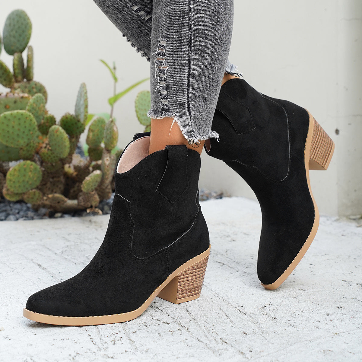 Women's Western Pull-On Chelsea Ankle Boots