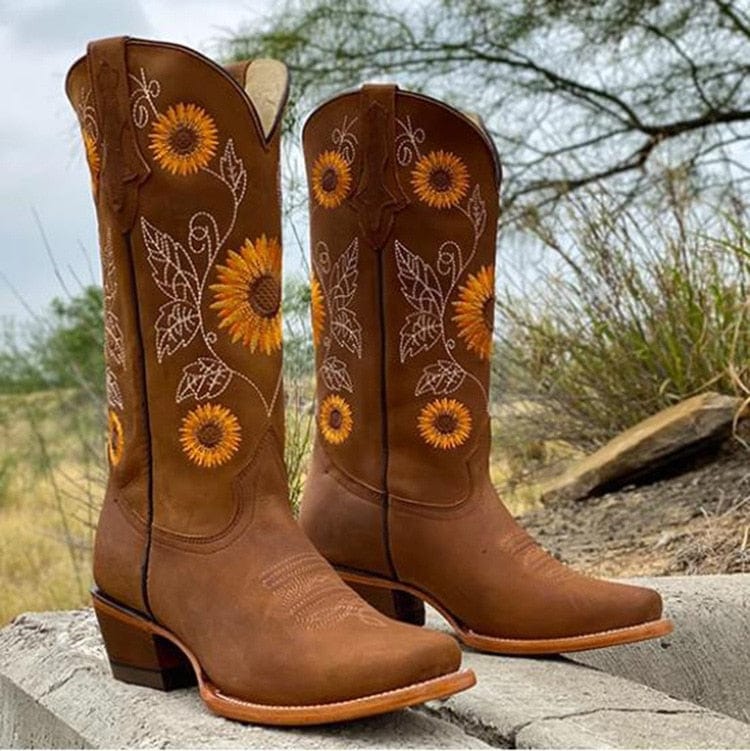 Women's Wide Calf Embroidered Cowboy Boots
