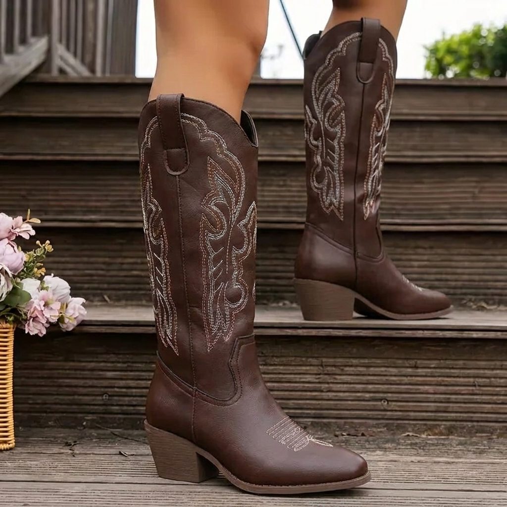 Women's Embroidered Block Heel Cowgirl Boots