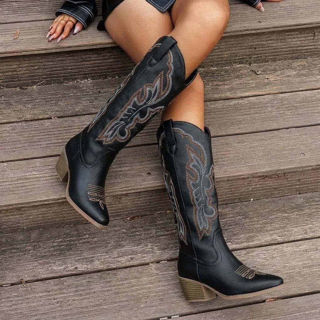 Women's Embroidered Block Heel Cowgirl Boots