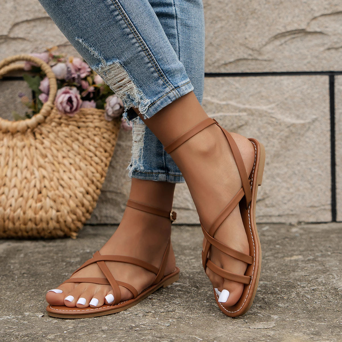 Women's Strappy Flat Sandals with Ankle Strap