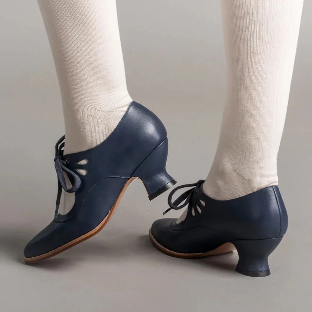 Women's Retro Flared Heel Cutout Pumps with Lace-Up Ankle - Blue
