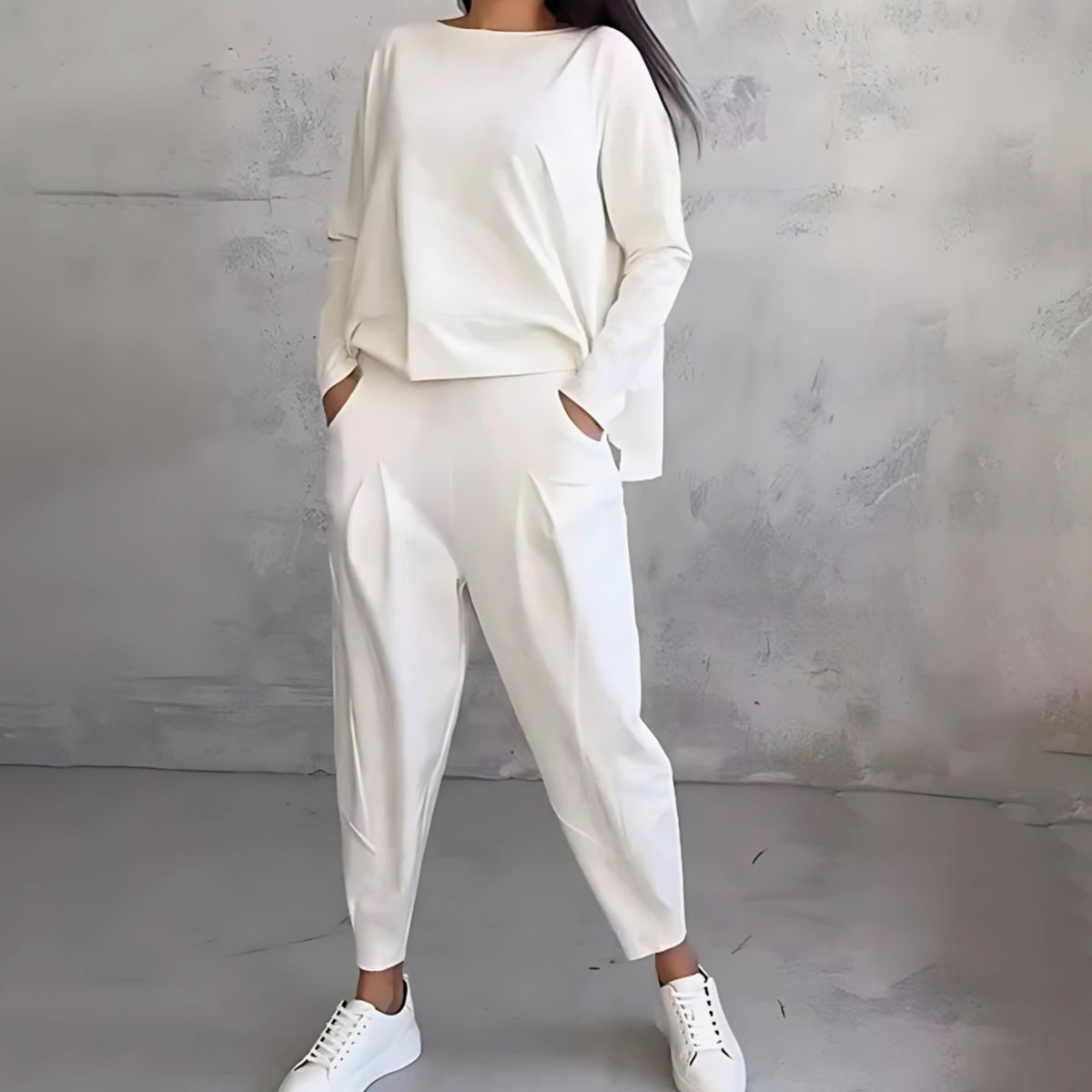 Women's Casual Loose-Fit Top and Tapered Pants Set - White