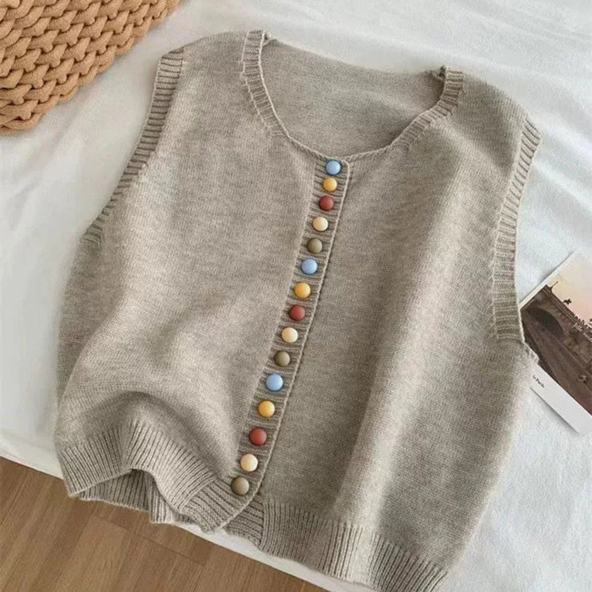 Women's Sleeveless Knit Sweater Vest - Apricot