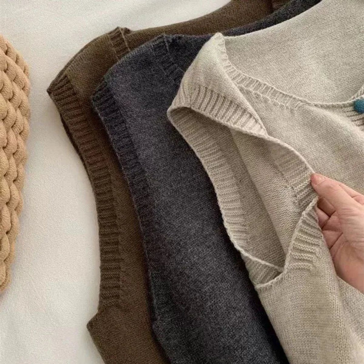 Women's Sleeveless Knit Sweater Vest