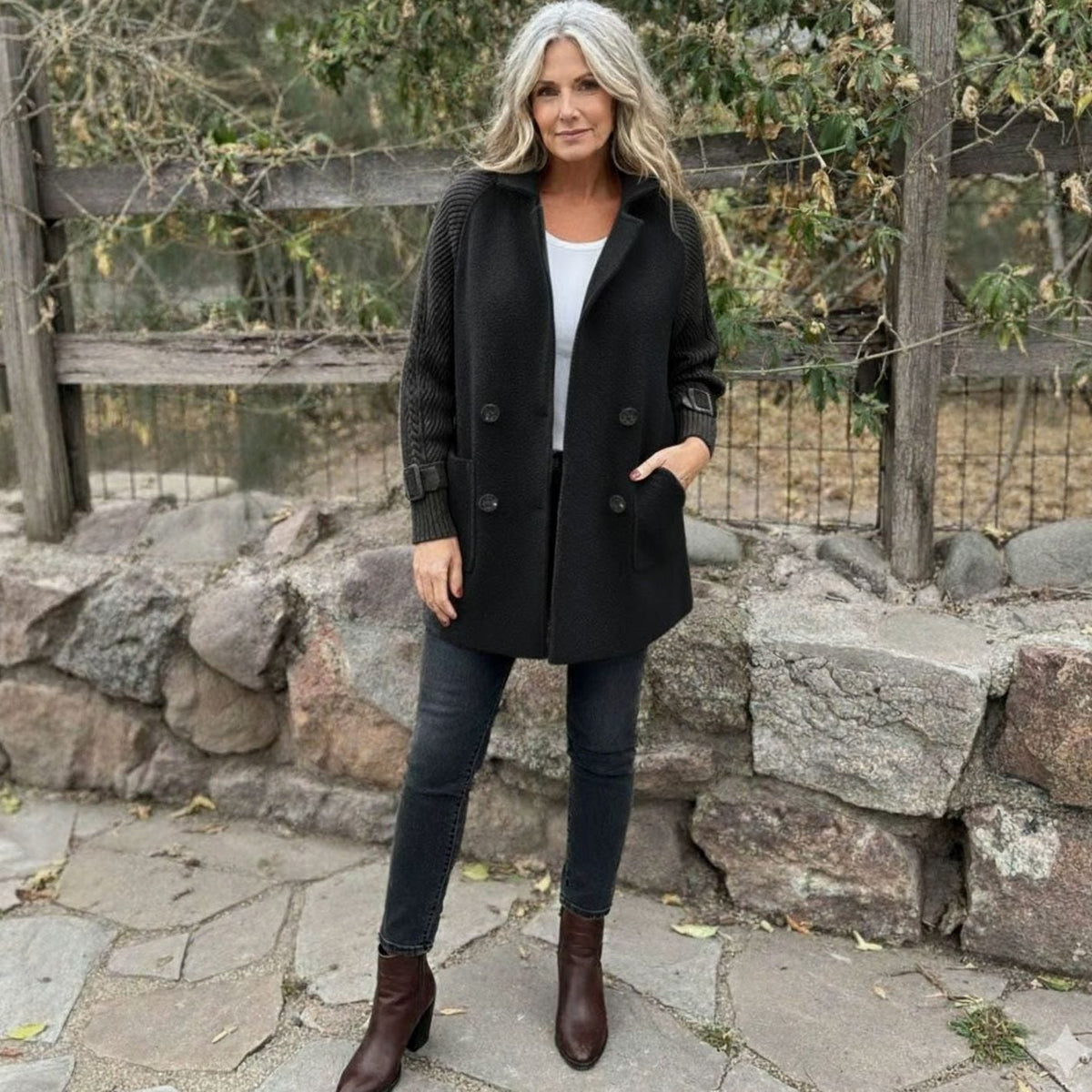 Women's Double-Breasted Winter Coat with Ribbed Knit Sleeves