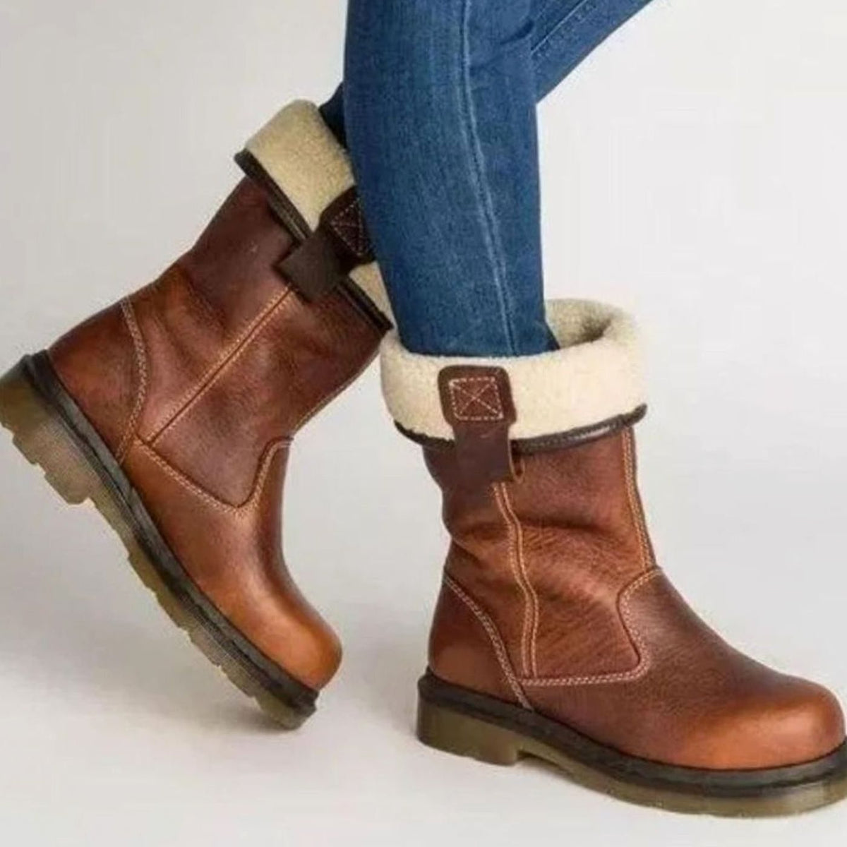 Women's Sherpa-Lined Slip-On Winter Boots - Brown