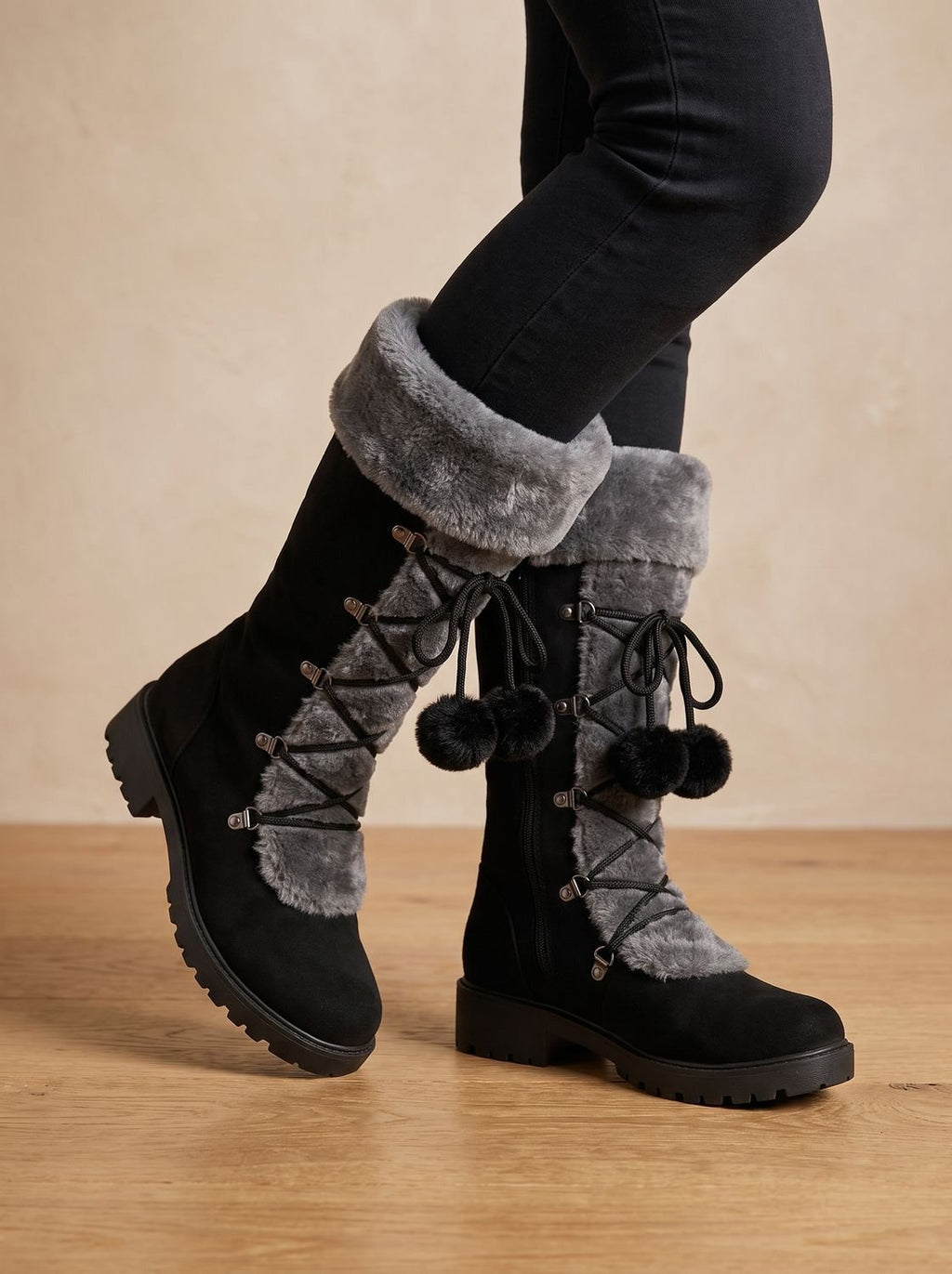Women's Faux Fur Cuff Lace-Up Mid-Calf Snow Boots