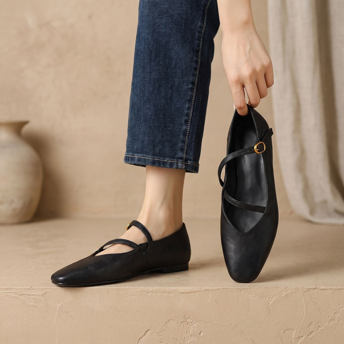 Women's Double-Strap Leather Mary Jane Flats with Padded Insole - Black