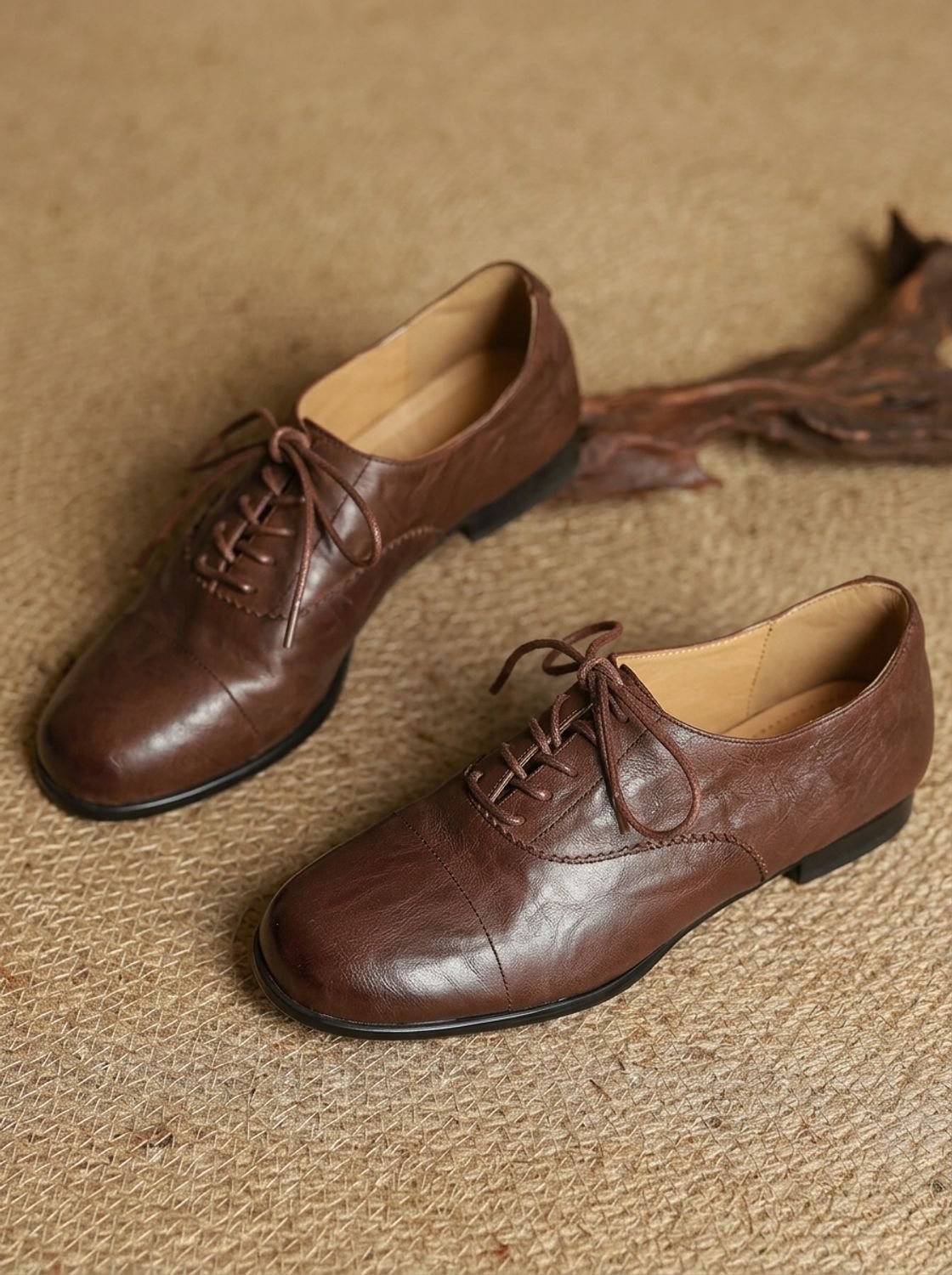 Women's Leather Cap Toe Lace-Up Oxford Flats