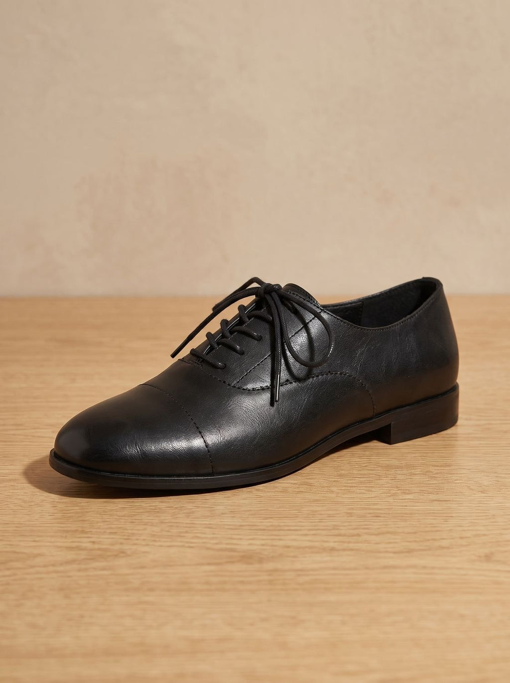 Women's Leather Cap Toe Lace-Up Oxford Flats