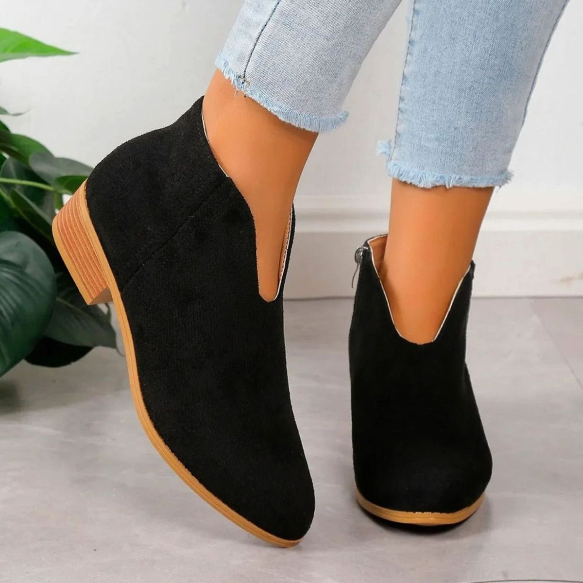 Women's Leopard Print Side-Zip Block Heel Boots