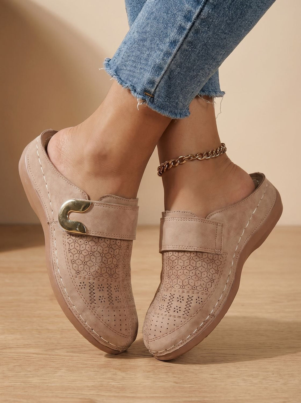 Women's Orthopedic Hook-and-Loop Mule Clogs