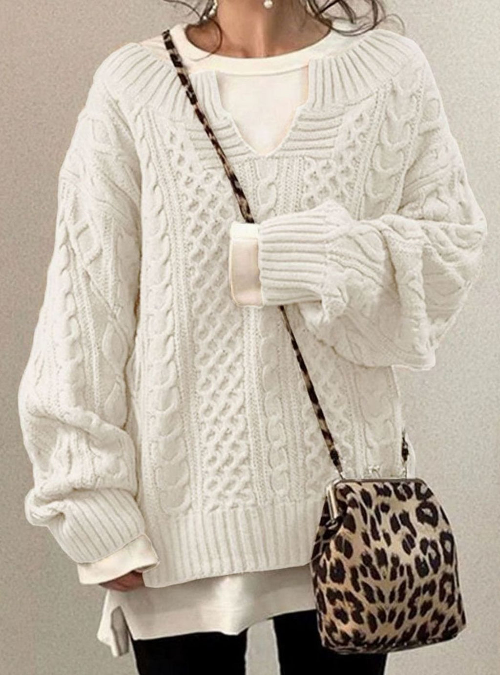 Women's Oversized Cable-Knit V-Neck Pullover - White