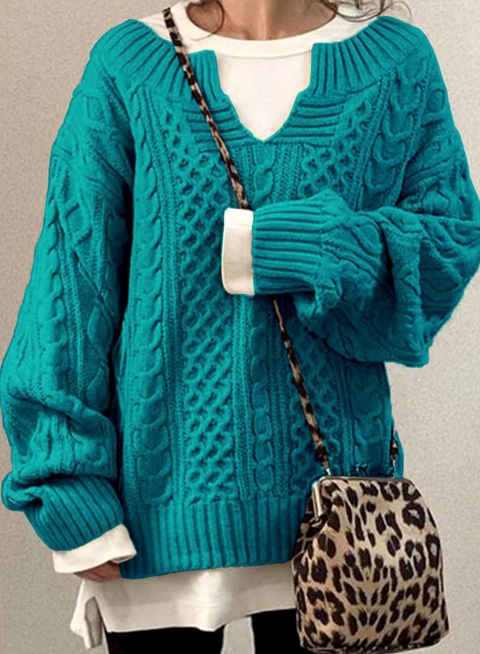 Women's Oversized Cable-Knit V-Neck Pullover - Beige