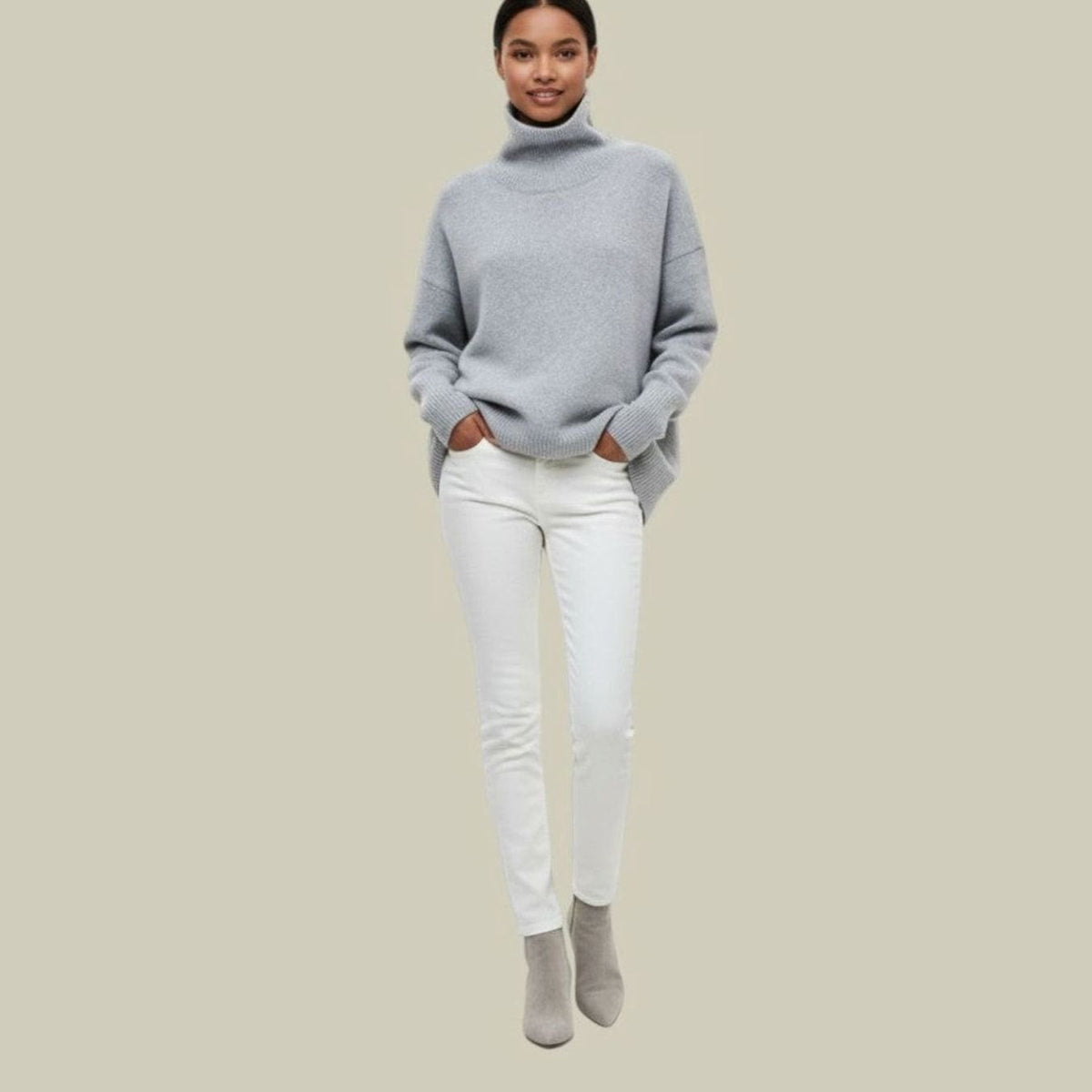 Women's Oversized Chunky Turtleneck Knit Sweater - White
