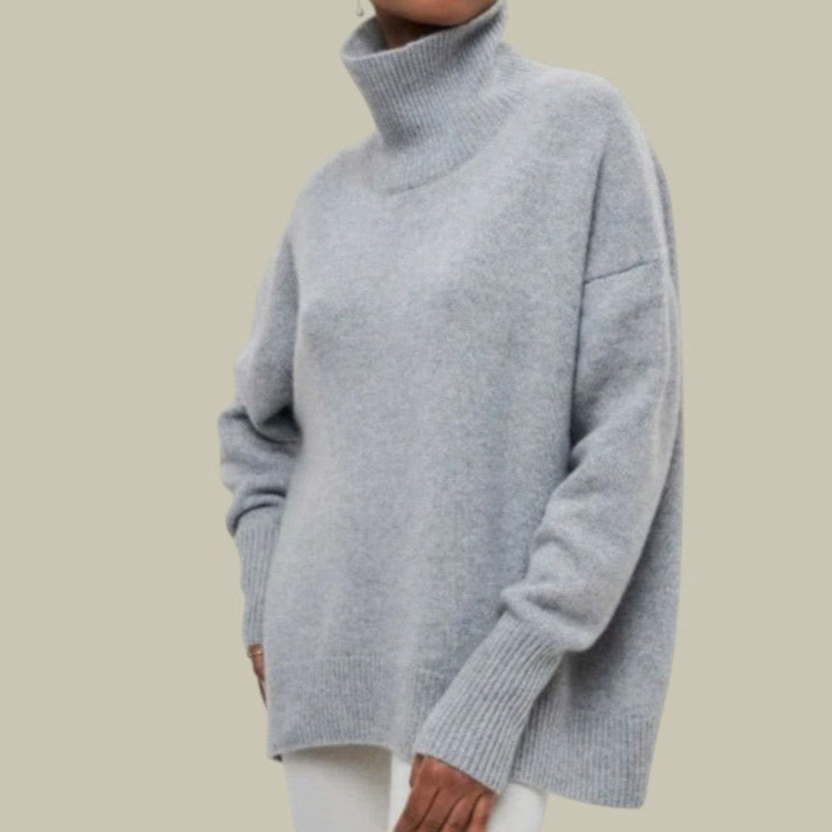 Women's Oversized Chunky Turtleneck Knit Sweater - Black