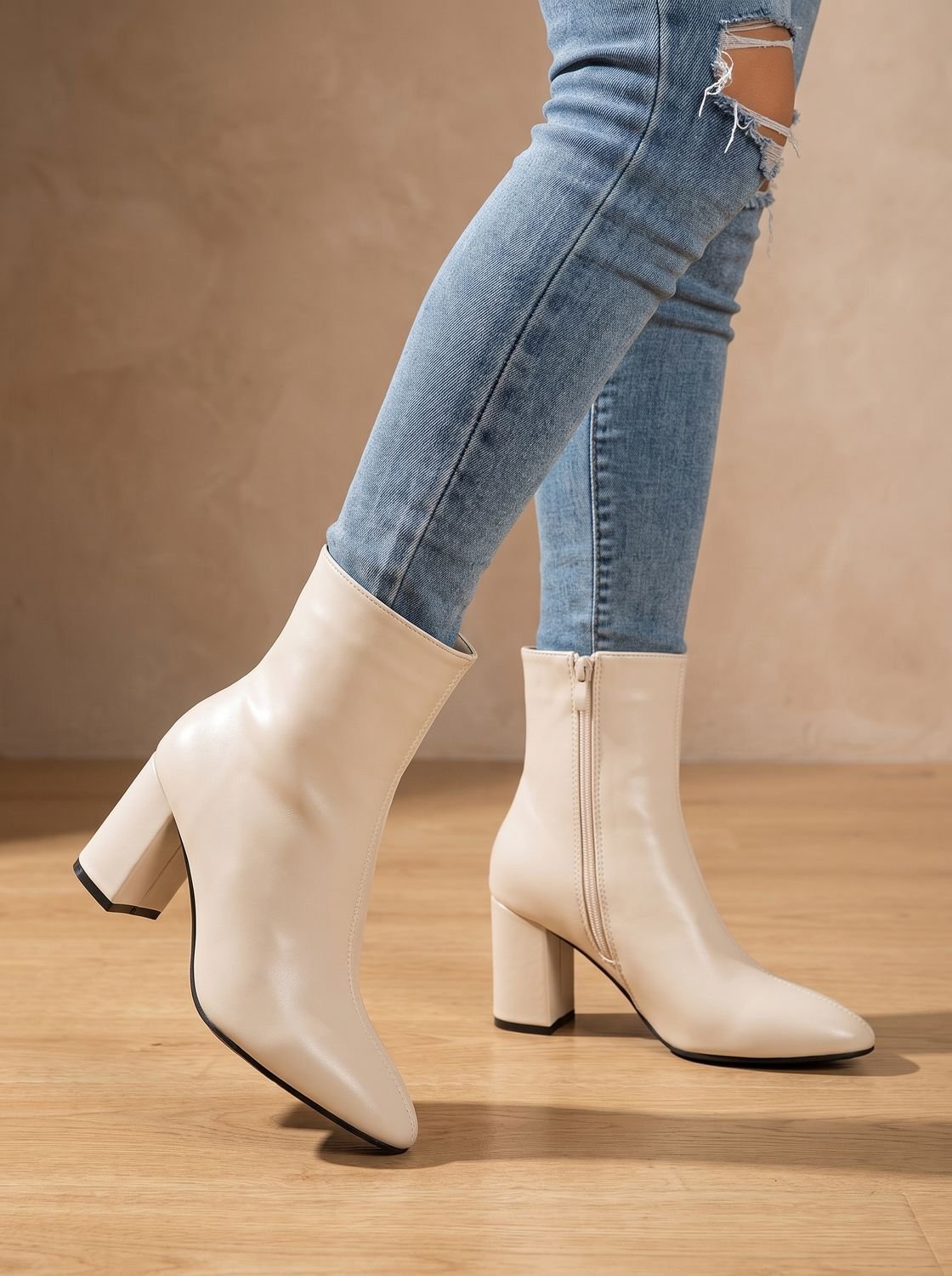 Women's Pointed Toe Chunky Block Heel Ankle Boots