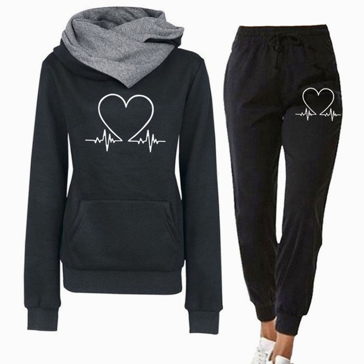 Women's Heart Graphic Hoodie and Jogger Set - Black