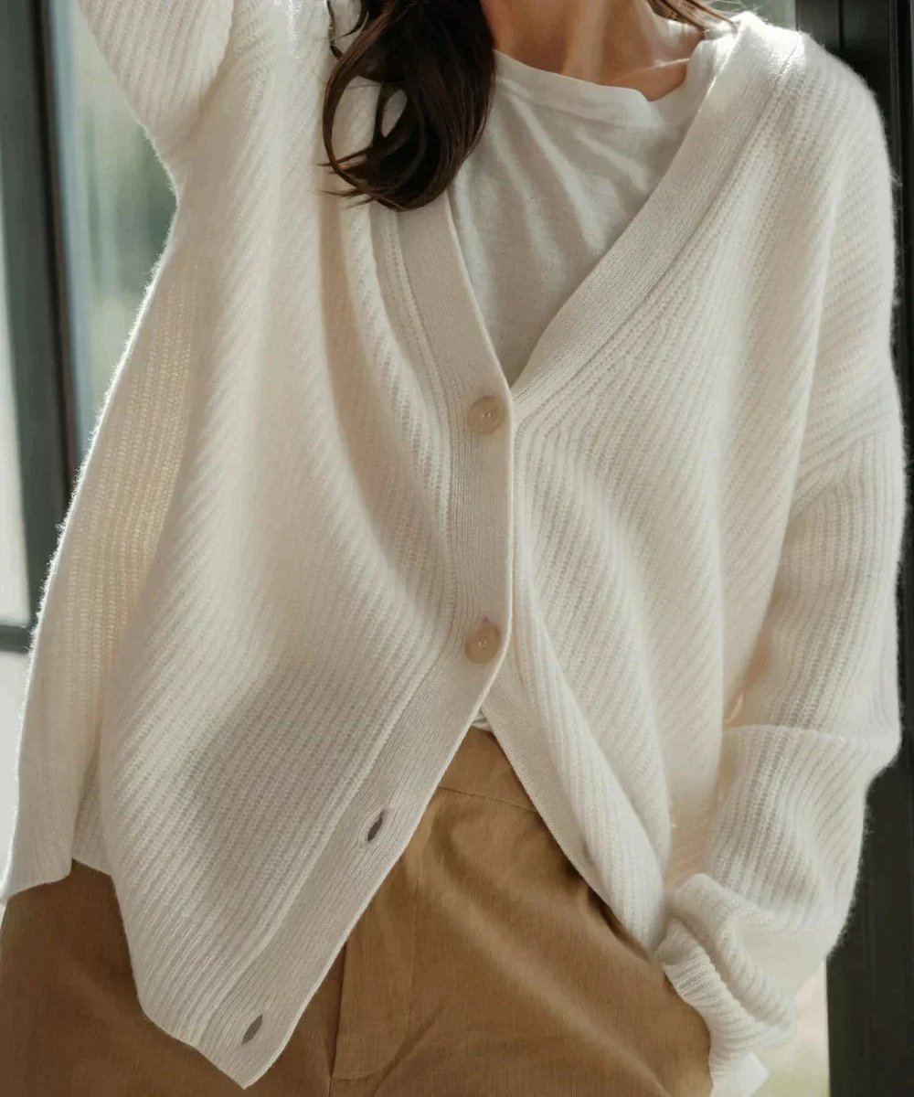 Women's Relaxed-Fit V-Neck Button-Front Cardigan