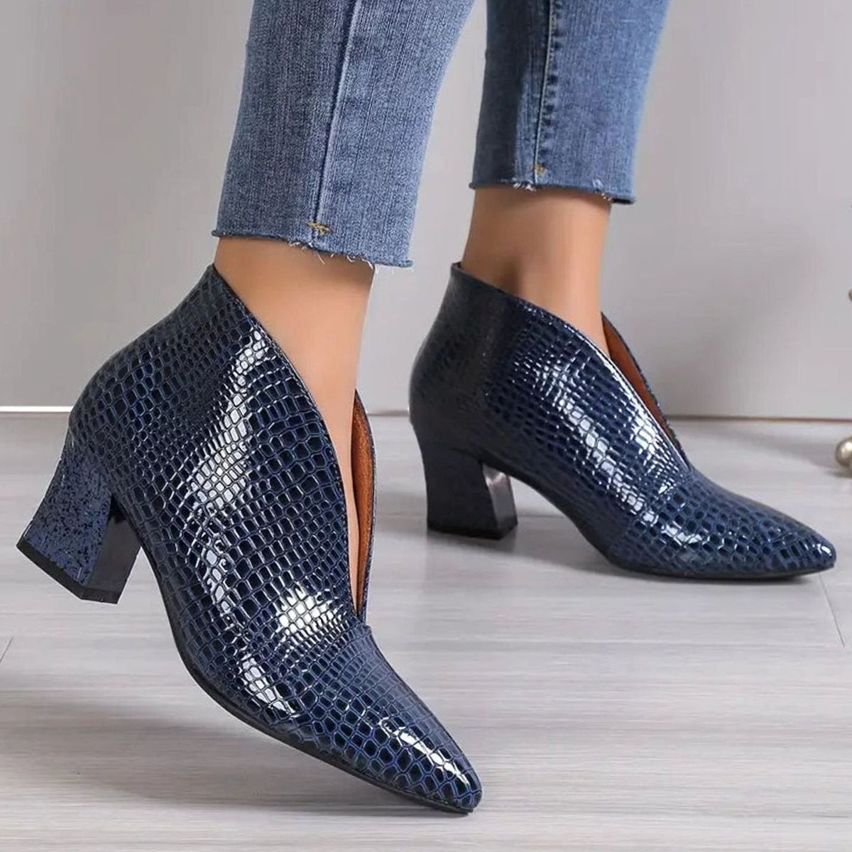 Women's Reptile Textured V-Cut Ankle Boots - Burgundy