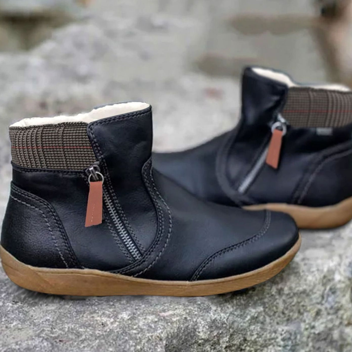 Women's Side-Zip Flat Ankle Boots Colorblock - Black