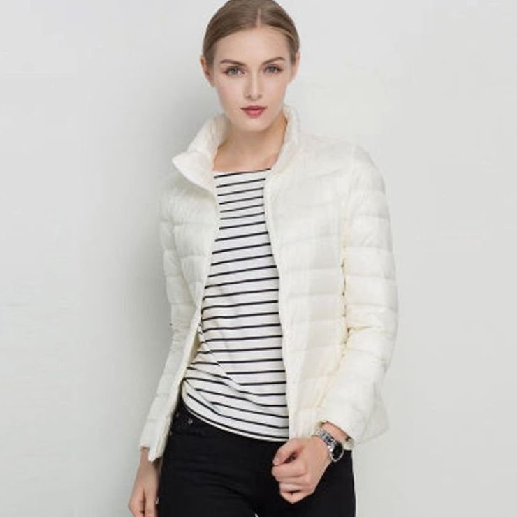 Women's Slim-Fit Lightweight Puffer Coat - Black