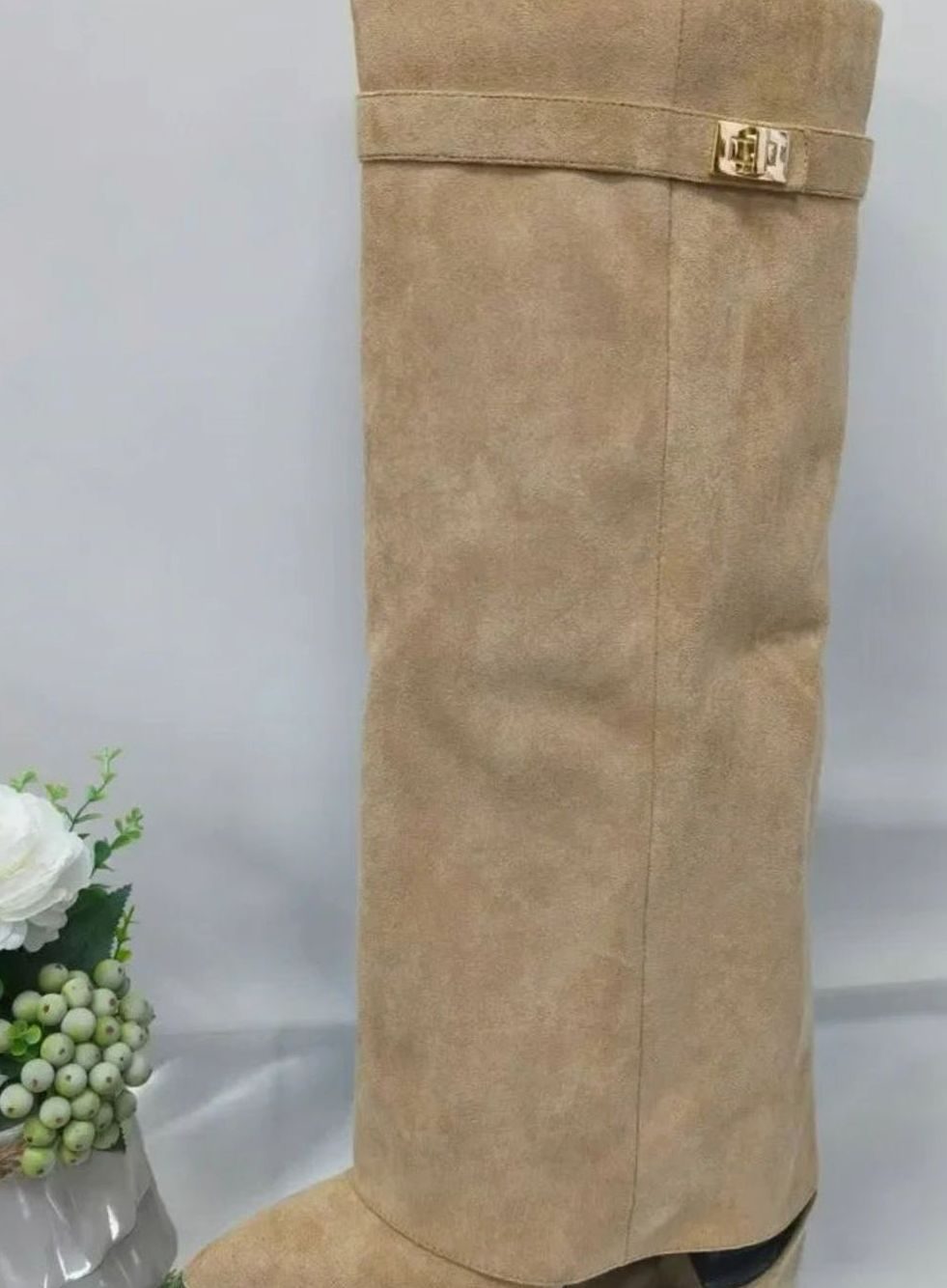 Women's Suede Knee-High Buckle Strap Boots