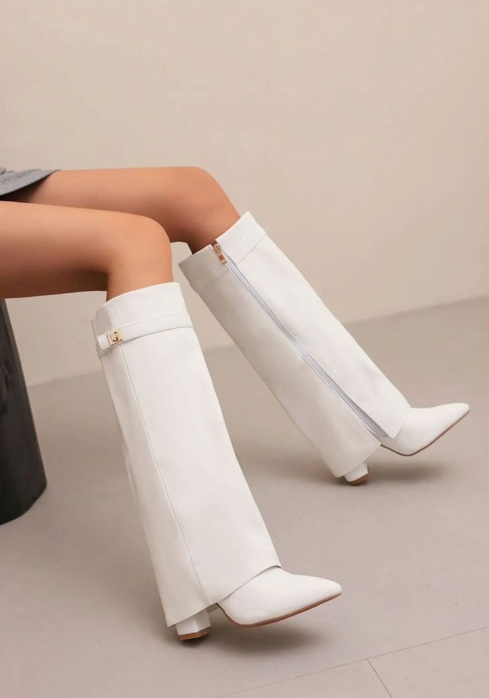 Women's Suede Knee-High Buckle Strap Boots