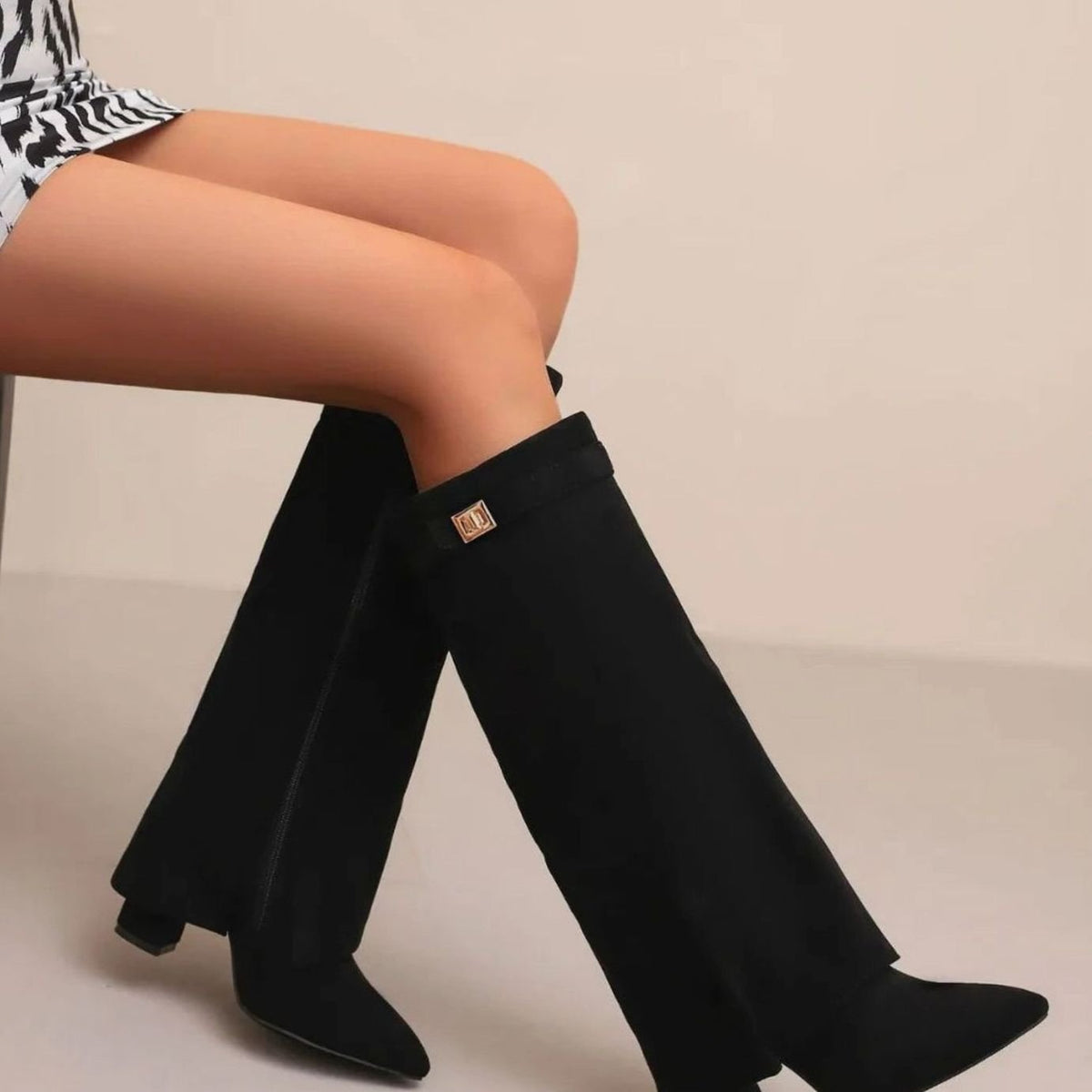 Women's Suede Knee-High Buckle Strap Boots