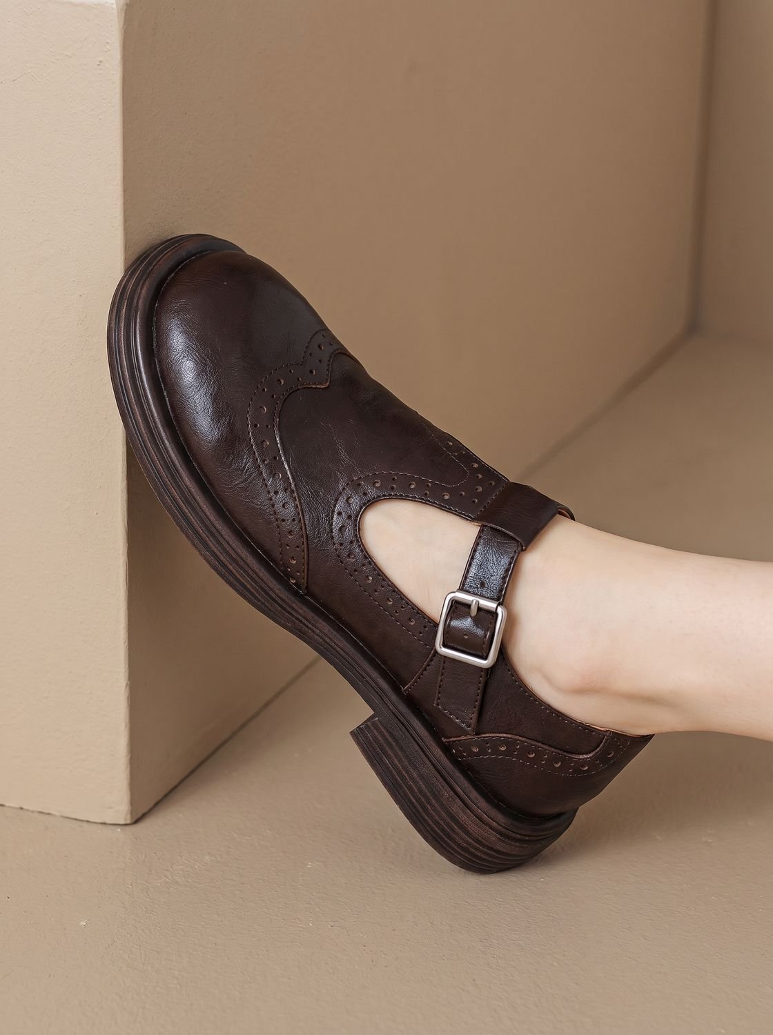 Women's Brogue Wingtip T-Strap Mary Jane Flats - Dark Brown