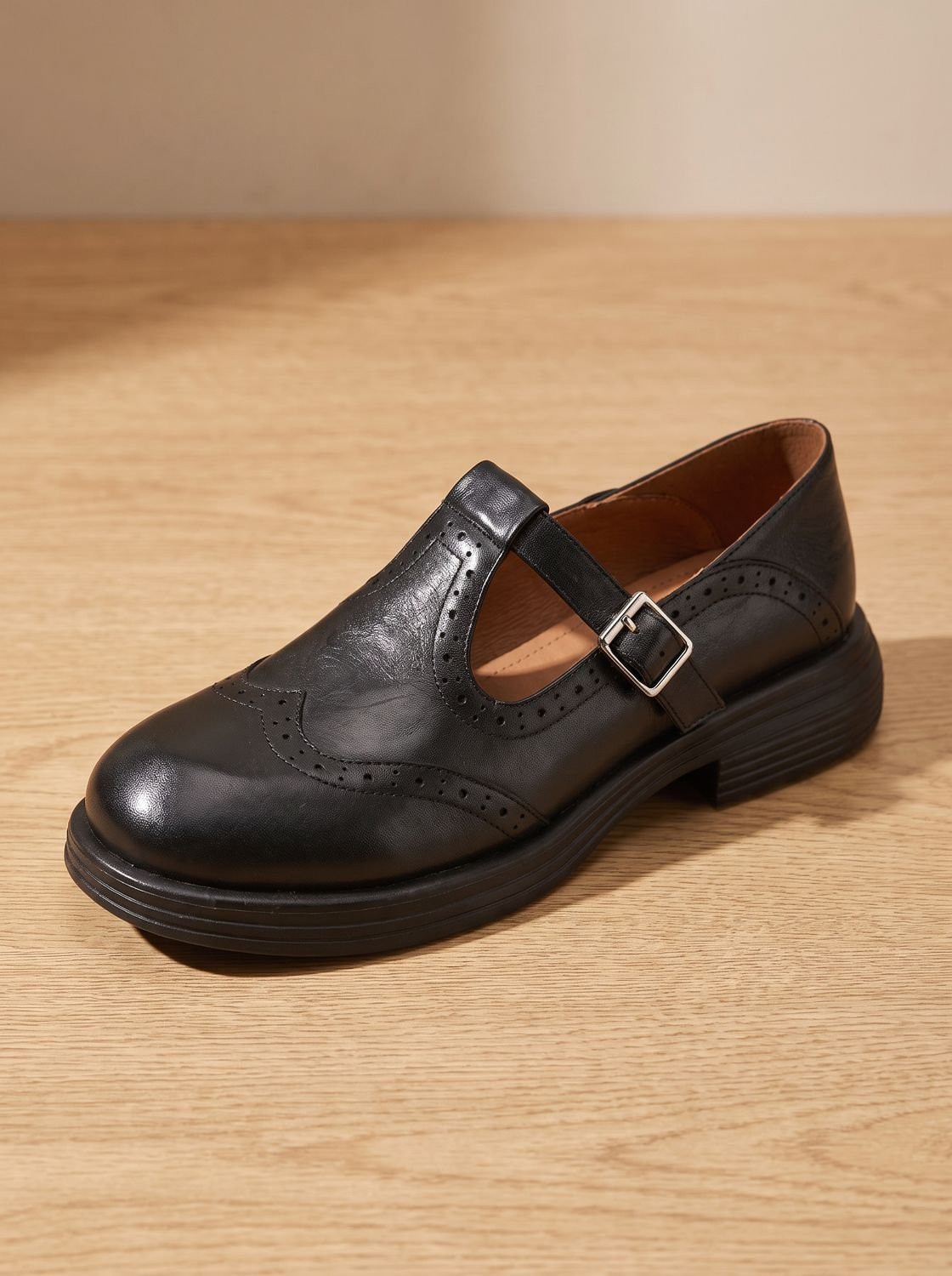 Women's Brogue Wingtip T-Strap Mary Jane Flats - Black