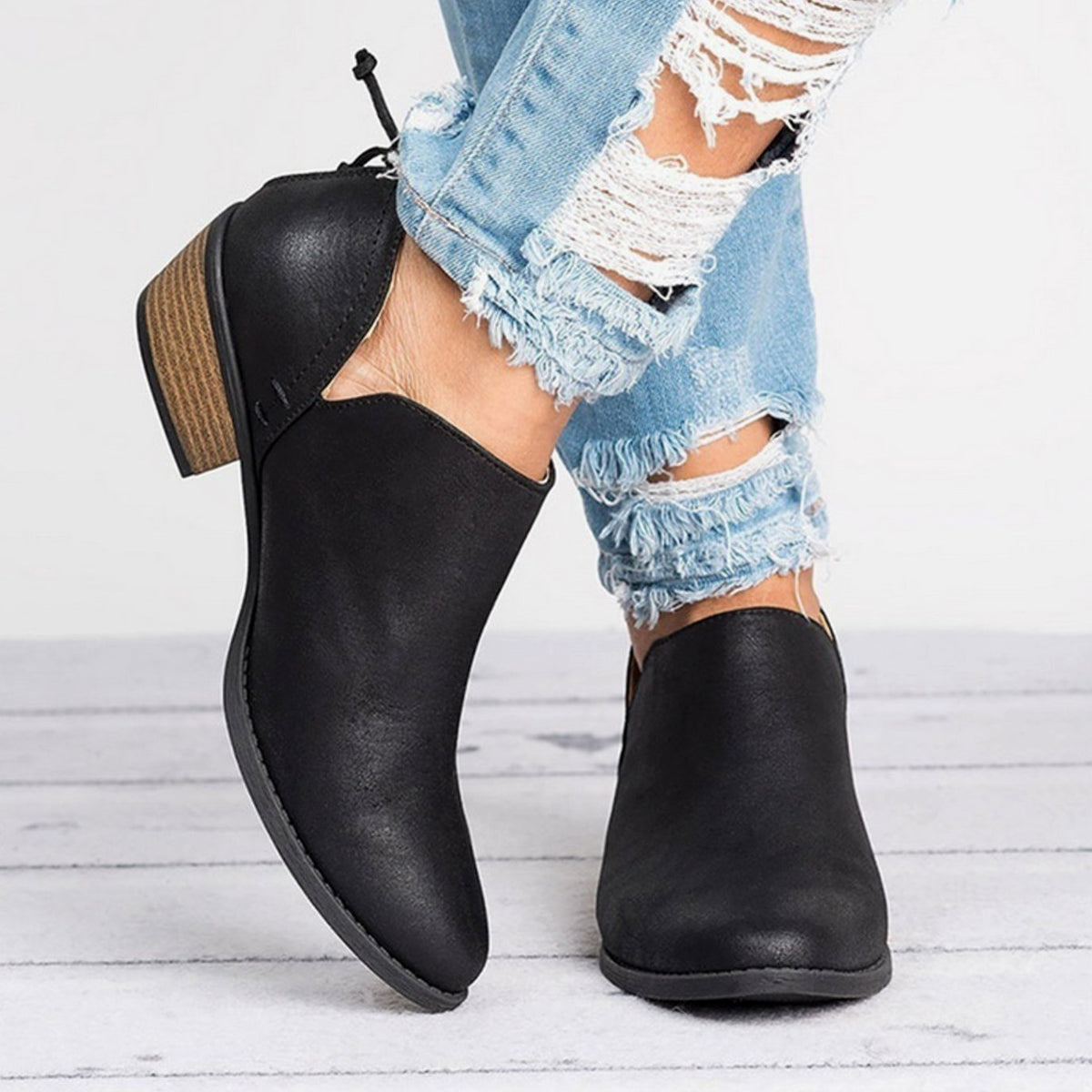 Women's Vintage Pointed-Toe Slip-On Block Heel Ankle Boots - Black